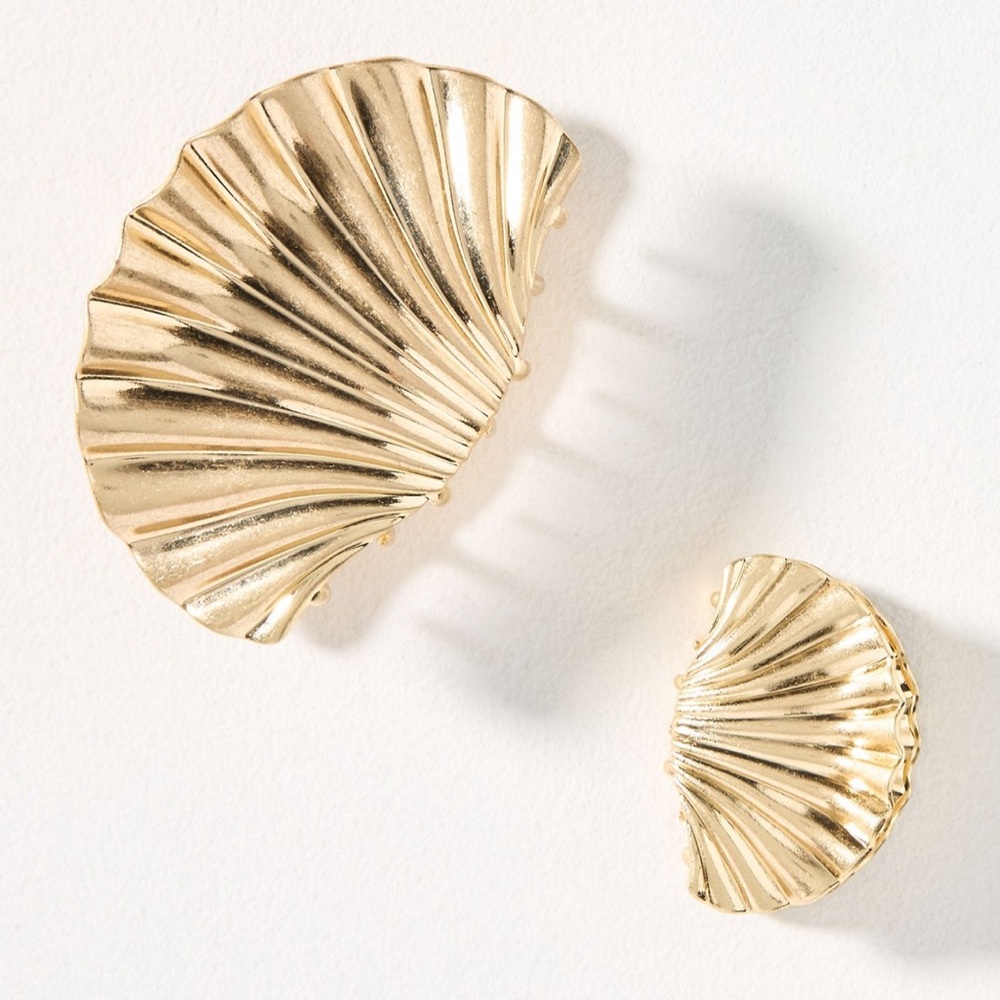 Anthropologie Shell Hair Clips (2)